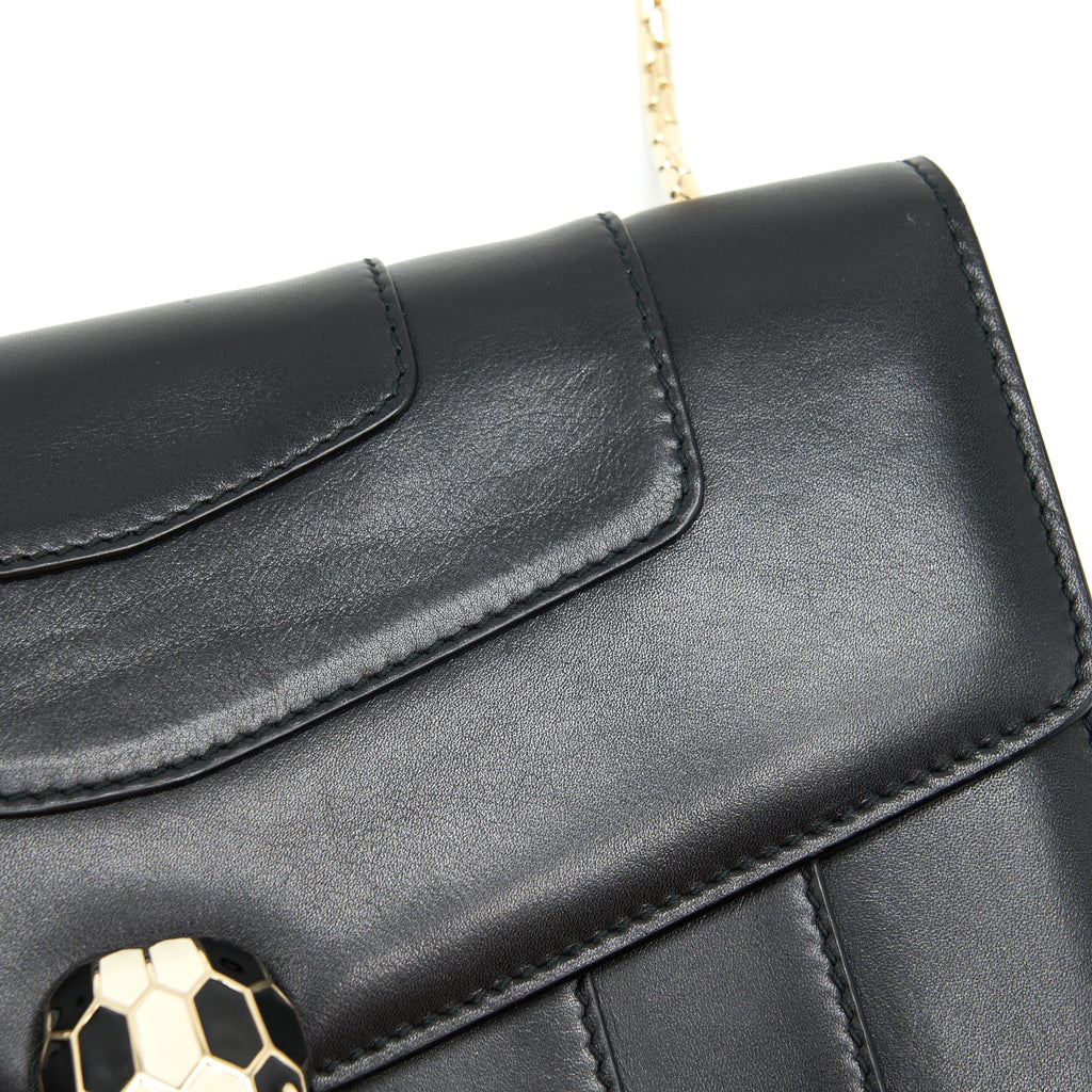 bvlgari-serpenti-forever-flap-bag-large-black-ghw