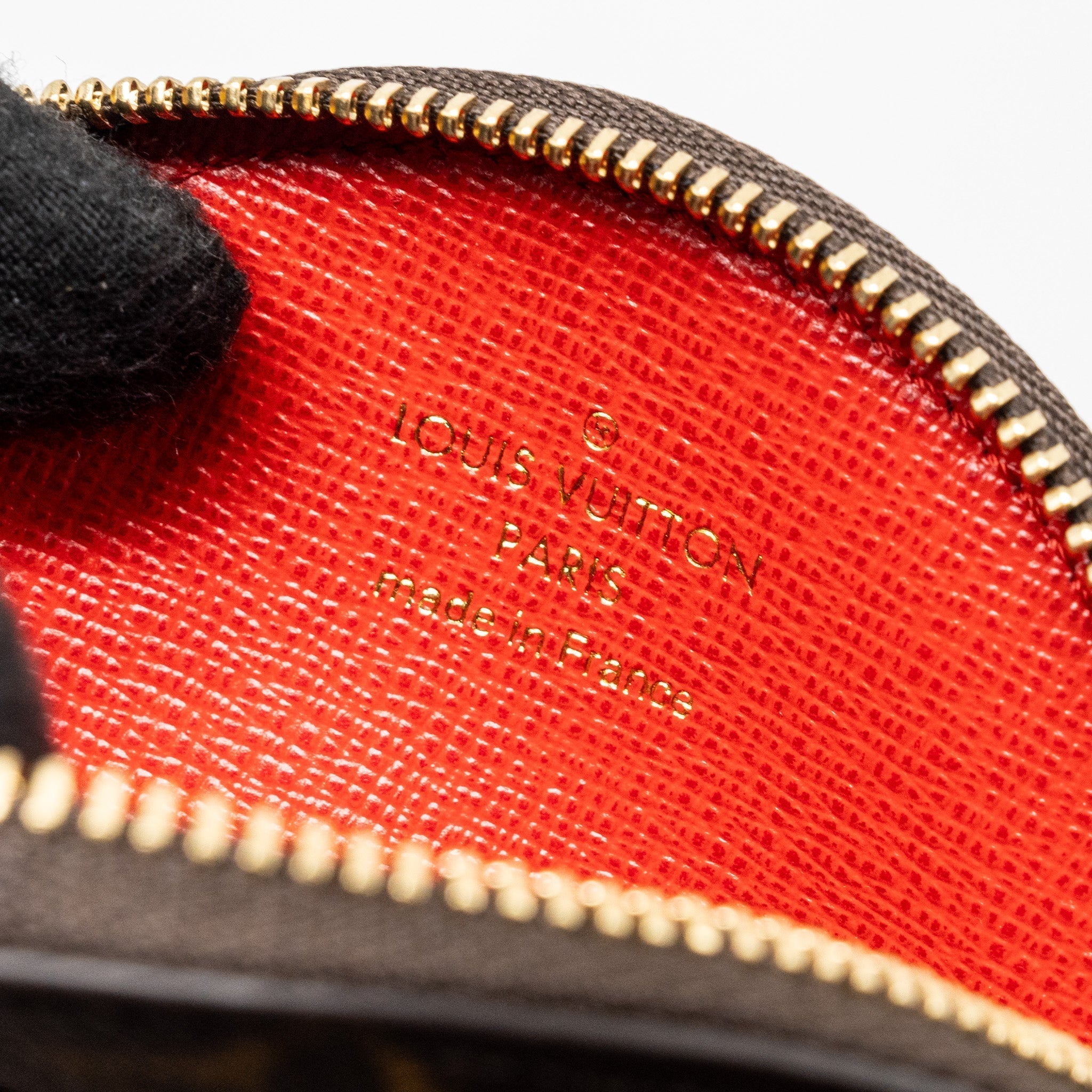 louis-vuitton-round-coin-pouch-vivienne-bumper-car-monogram-canvas-multicolour-ghw