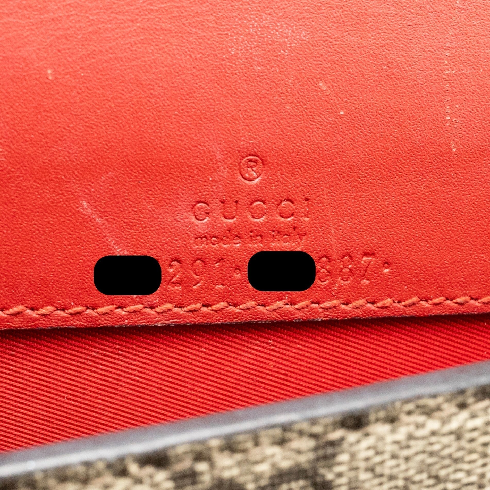 gucci-supreme-mini-bag-cherries-gg-supreme-canvas-ghw-1