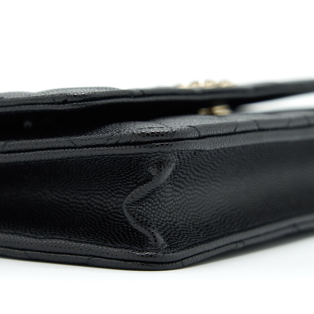 chanel-22s-detailed-logo-wallet-on-chain-caviar-black-lghw