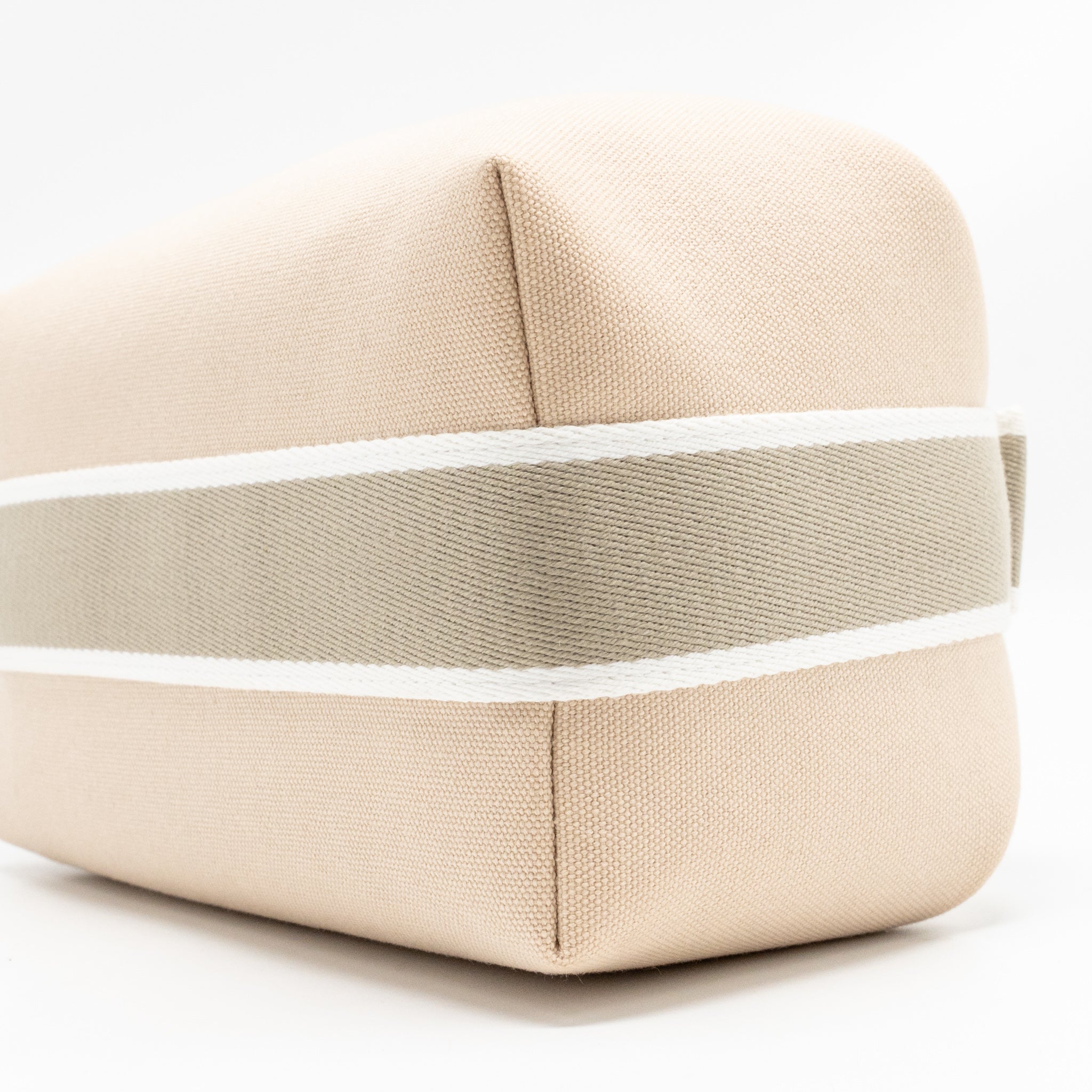 hermes-trousse-de-toilette-bride-a-brac-pm-natural-shw