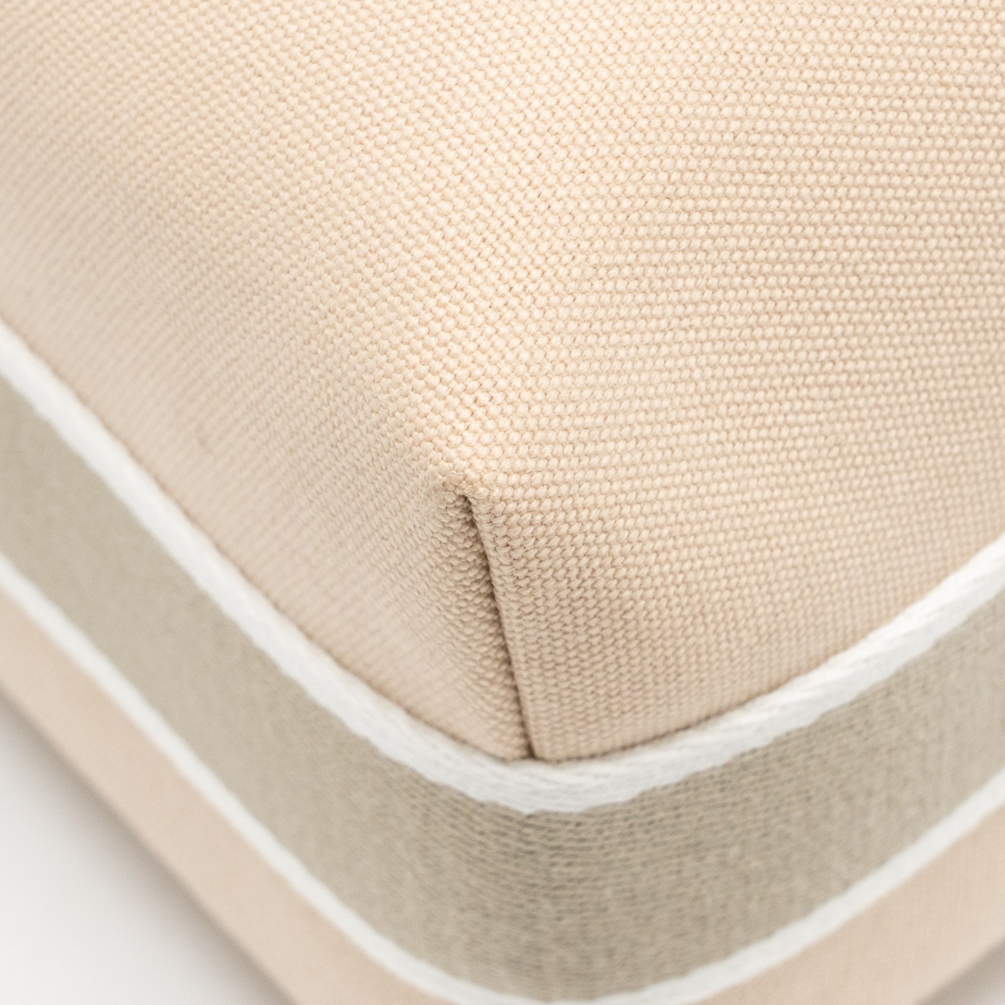 hermes-trousse-de-toilette-bride-a-brac-pm-natural-shw