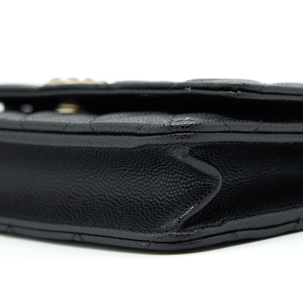 chanel-22s-detailed-logo-wallet-on-chain-caviar-black-lghw