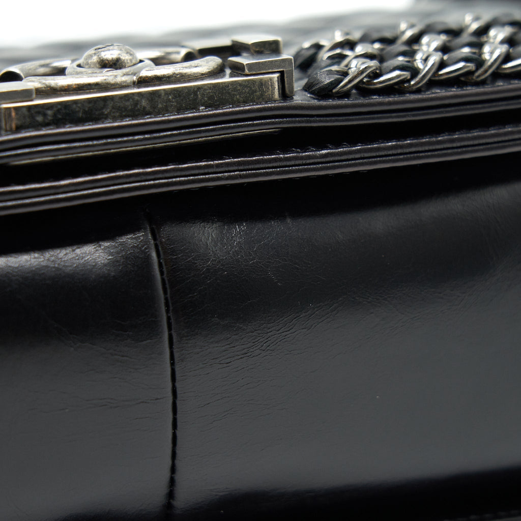 chanel-old-medium-leboy-bag-with-chain-edge-black