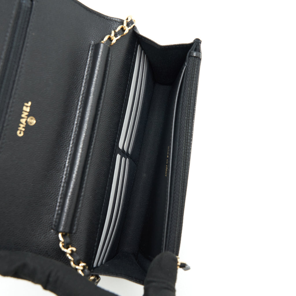 chanel-22s-detailed-logo-wallet-on-chain-caviar-black-lghw