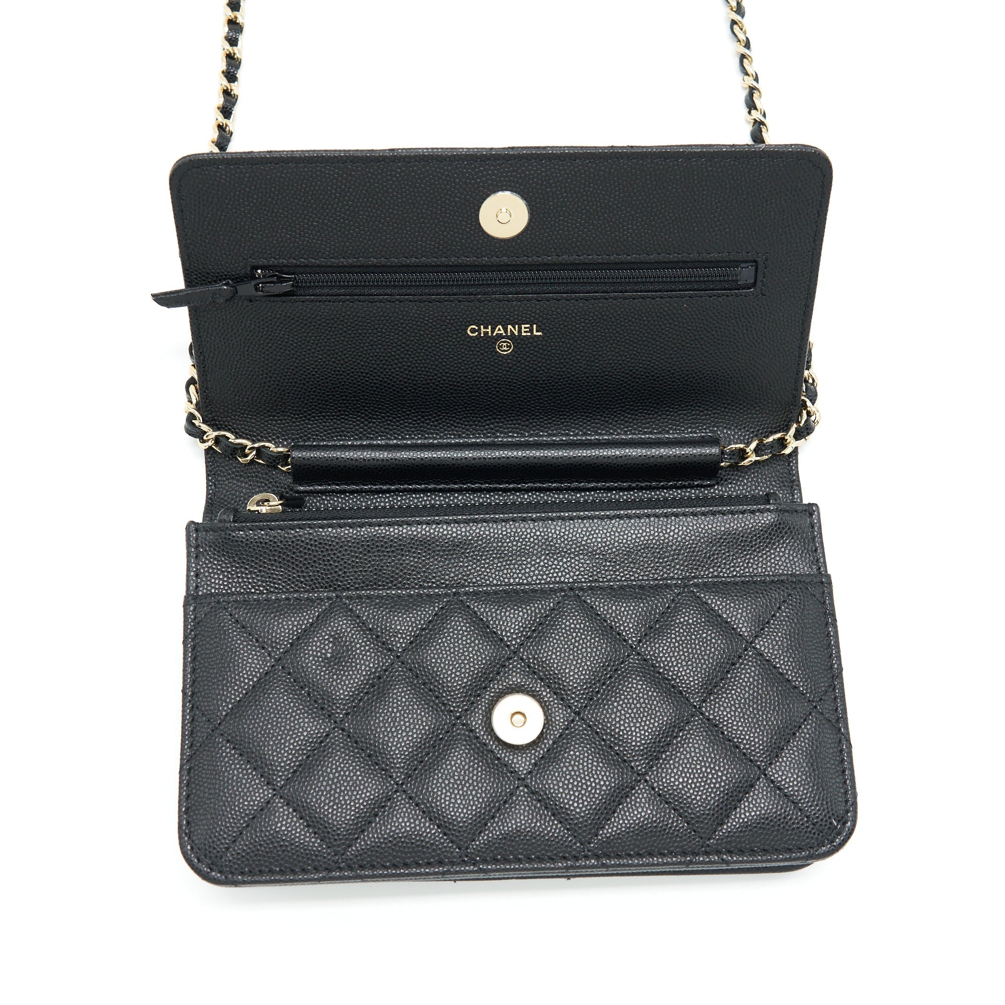 chanel-22s-detailed-logo-wallet-on-chain-caviar-black-lghw