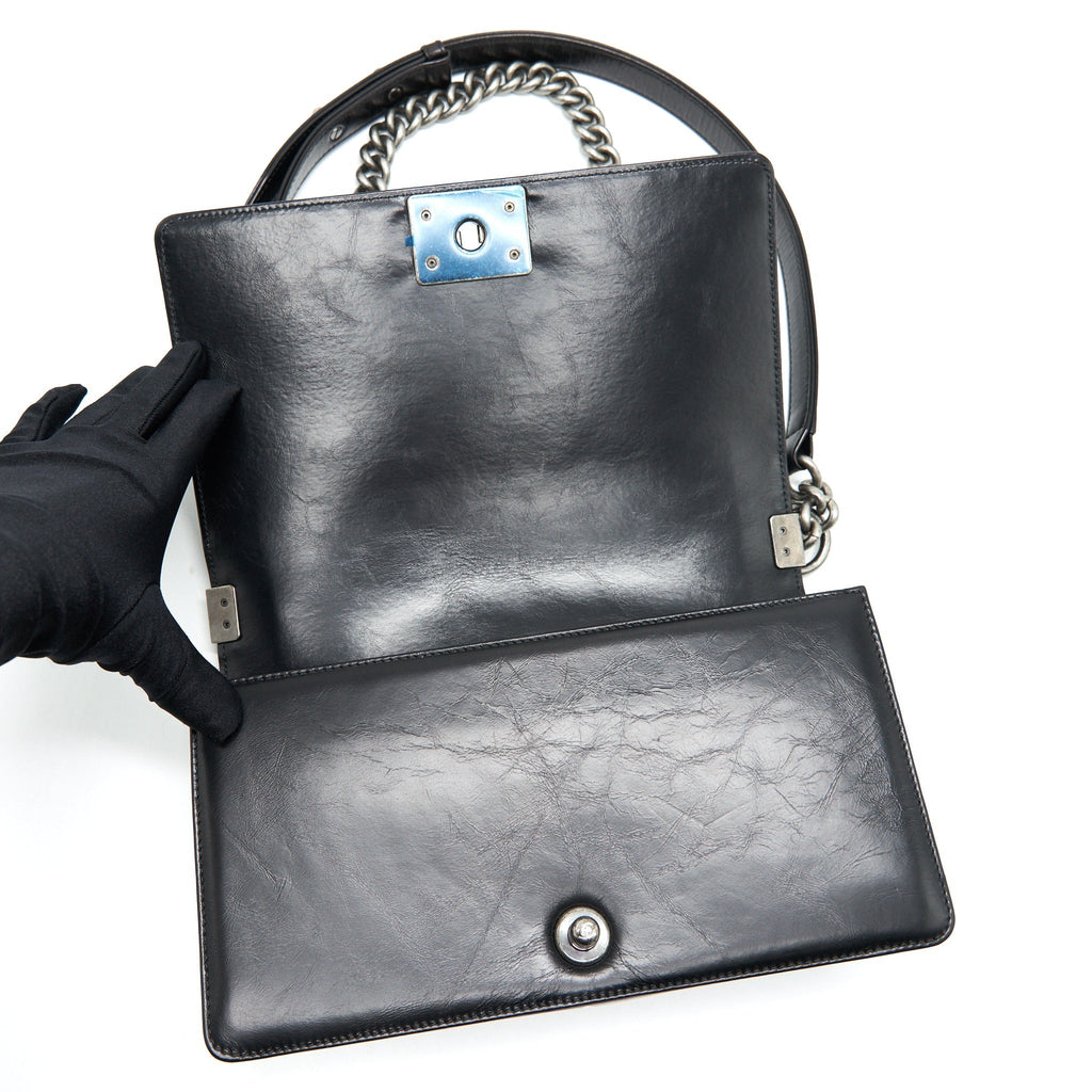 chanel-old-medium-leboy-bag-with-chain-edge-black