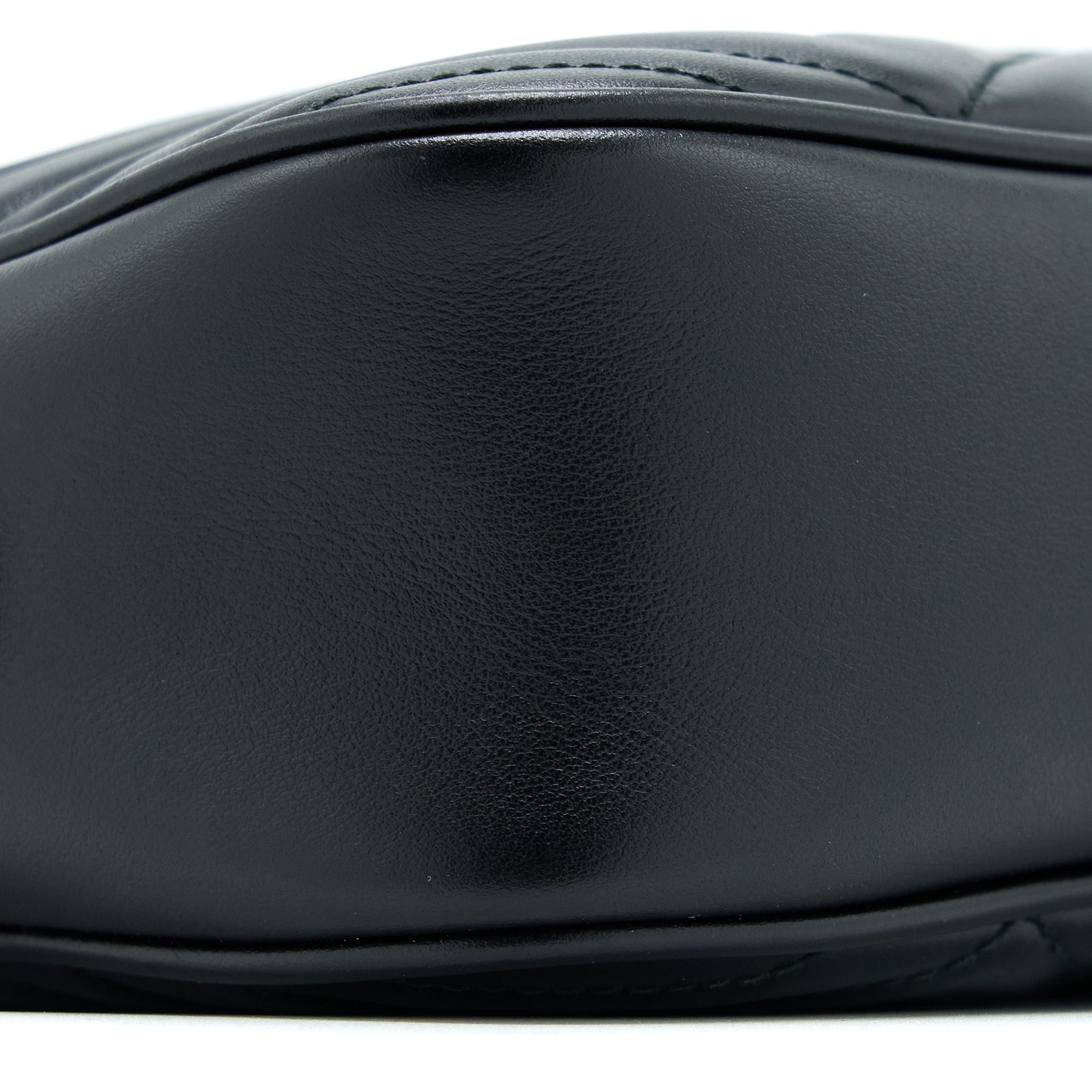 gucci-gg-marmont-camera-bag-black-ghw