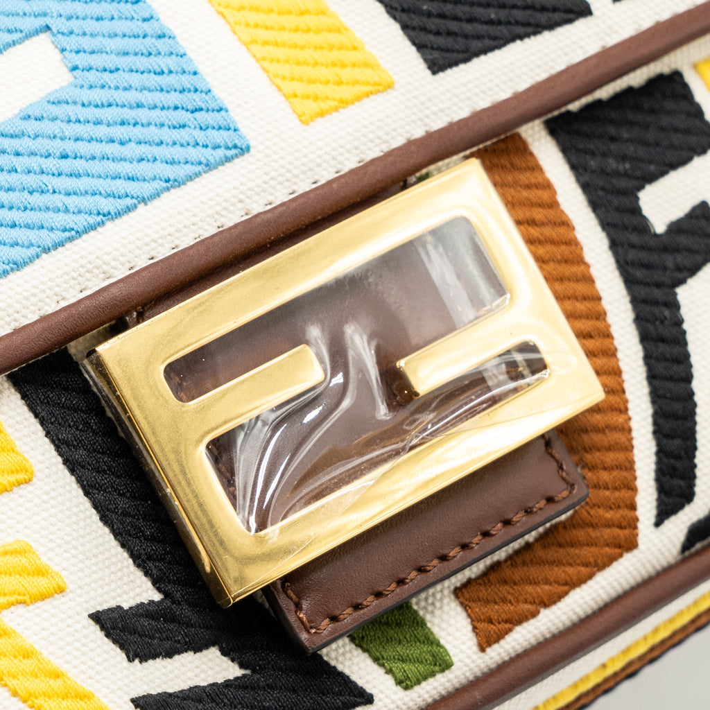 fendi-baguette-bag-canvas-mulcicolor-beige-brown-ghw