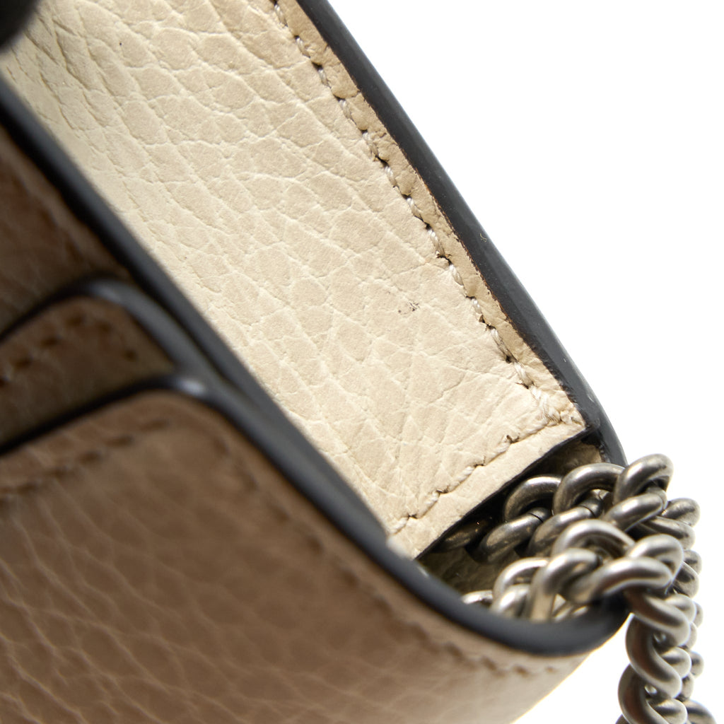 gucci-super-mini-dionysus-calfskin-white-shw