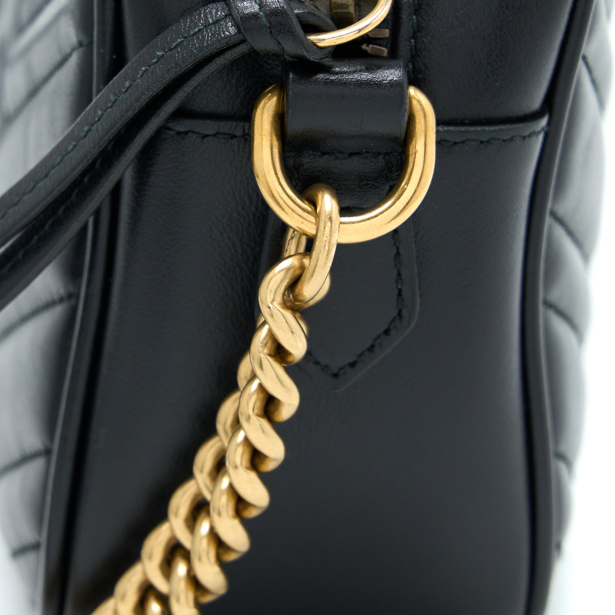 gucci-gg-marmont-camera-bag-black-ghw