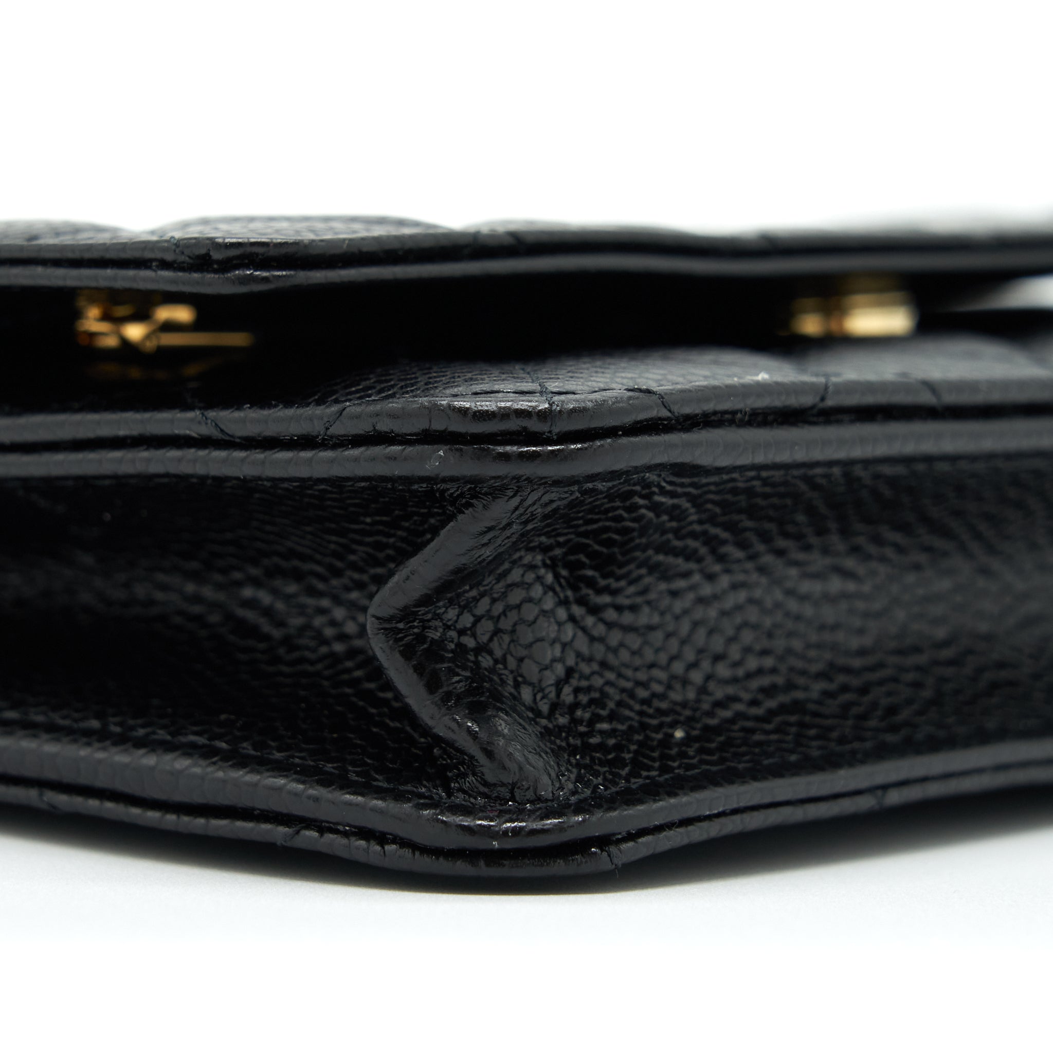 chanel-classic-wallet-on-chain-caviar-black-lghw-microchip