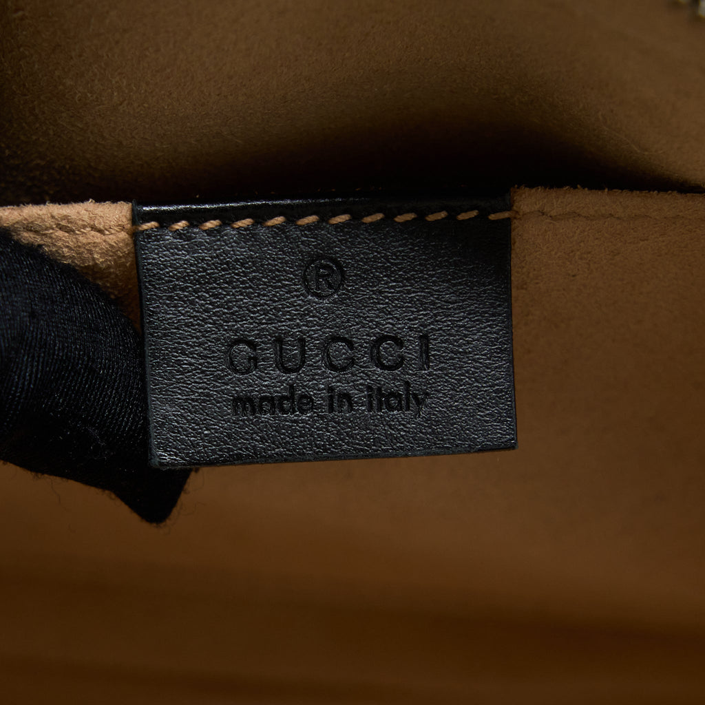 gucci-gg-marmont-camera-bag-black-ghw