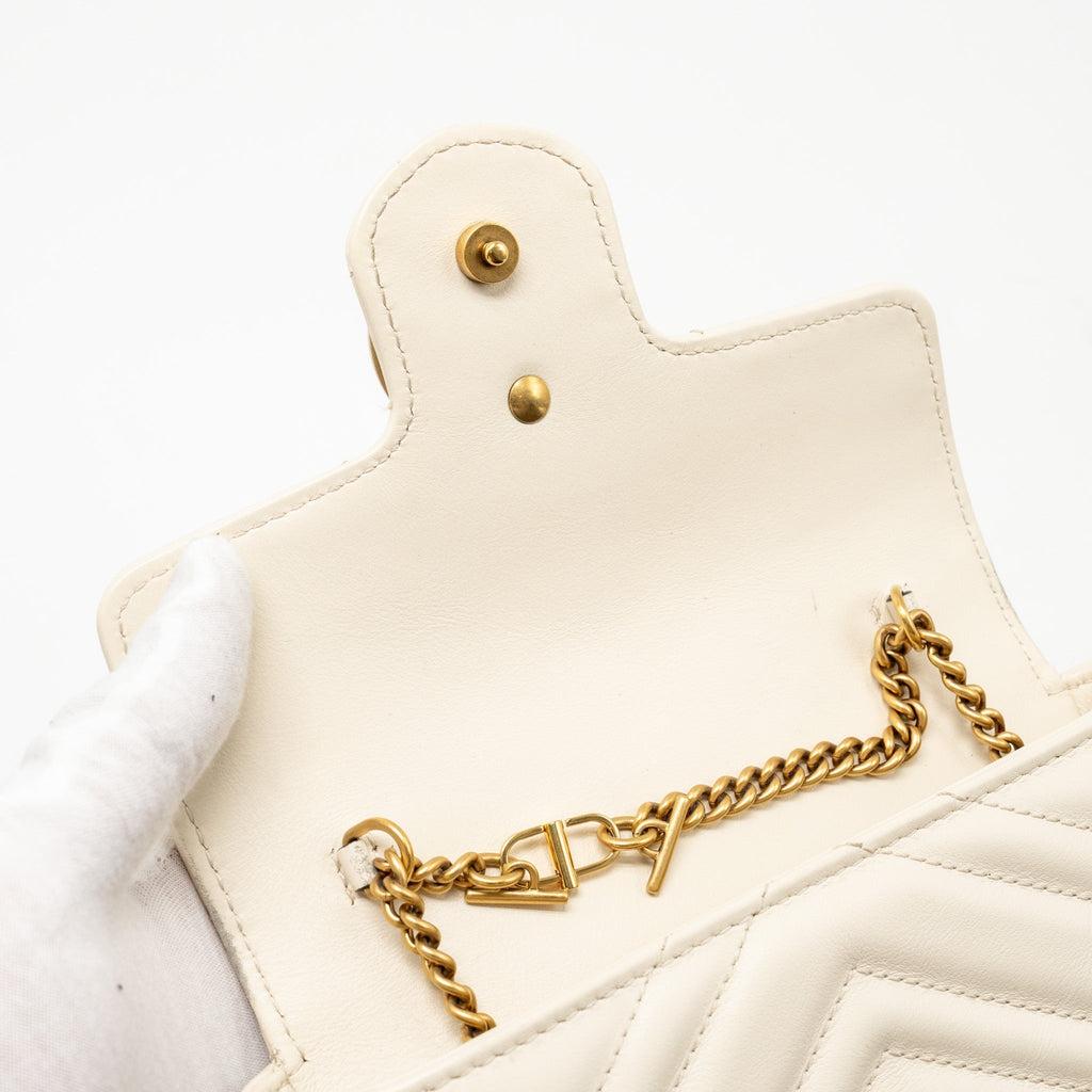 gucci-gg-marmont-super-mini-calfskin-white-ghw-1