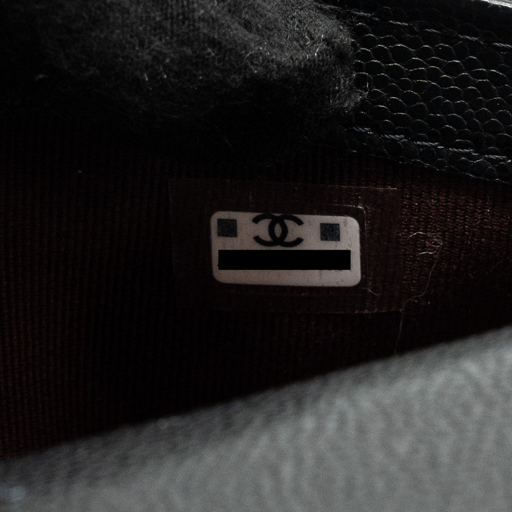 chanel-double-pocket-wallet-on-chain-caviar-black-lghwmicrochip