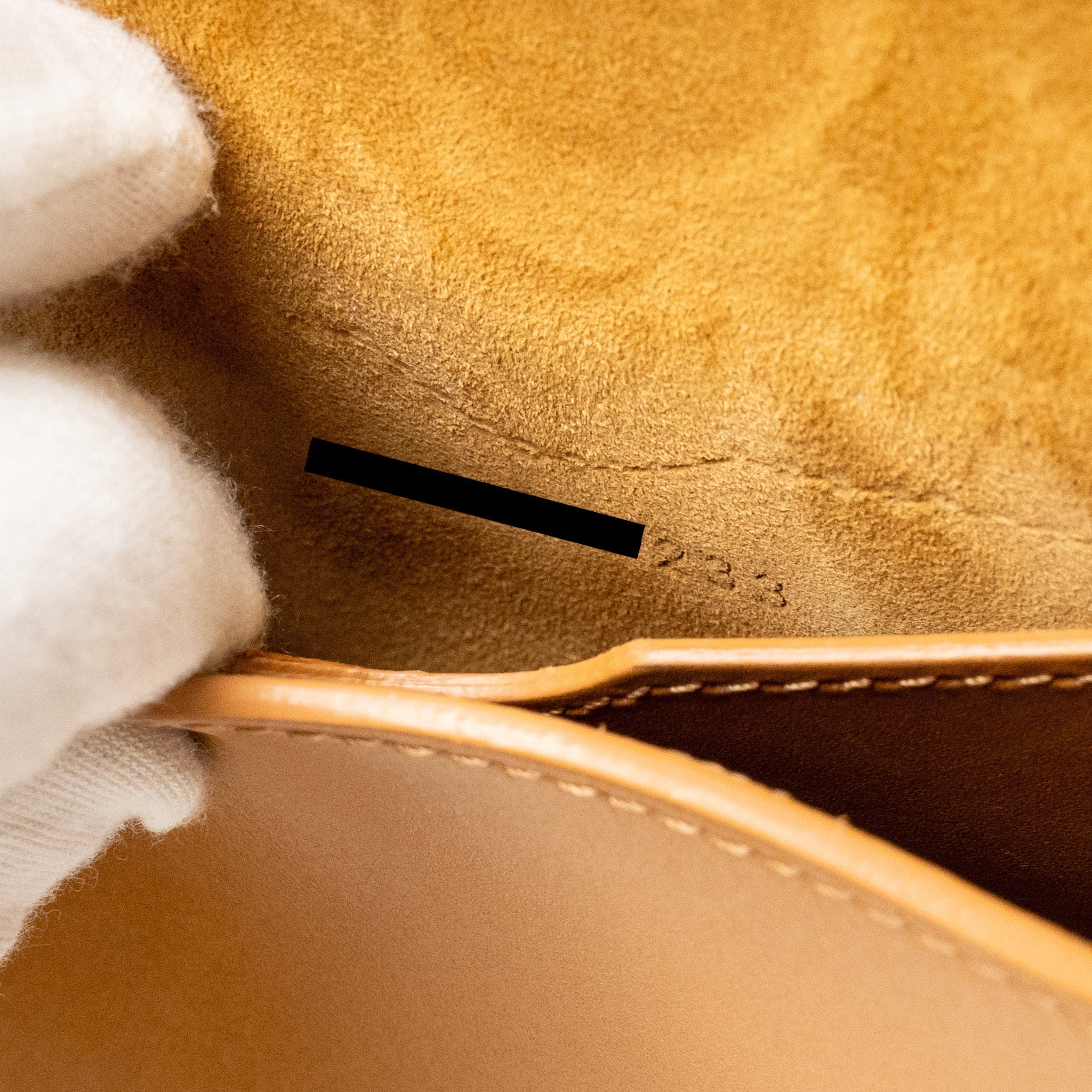 dior-medium-dior-bobby-bag-calfskin-caramel-ghw
