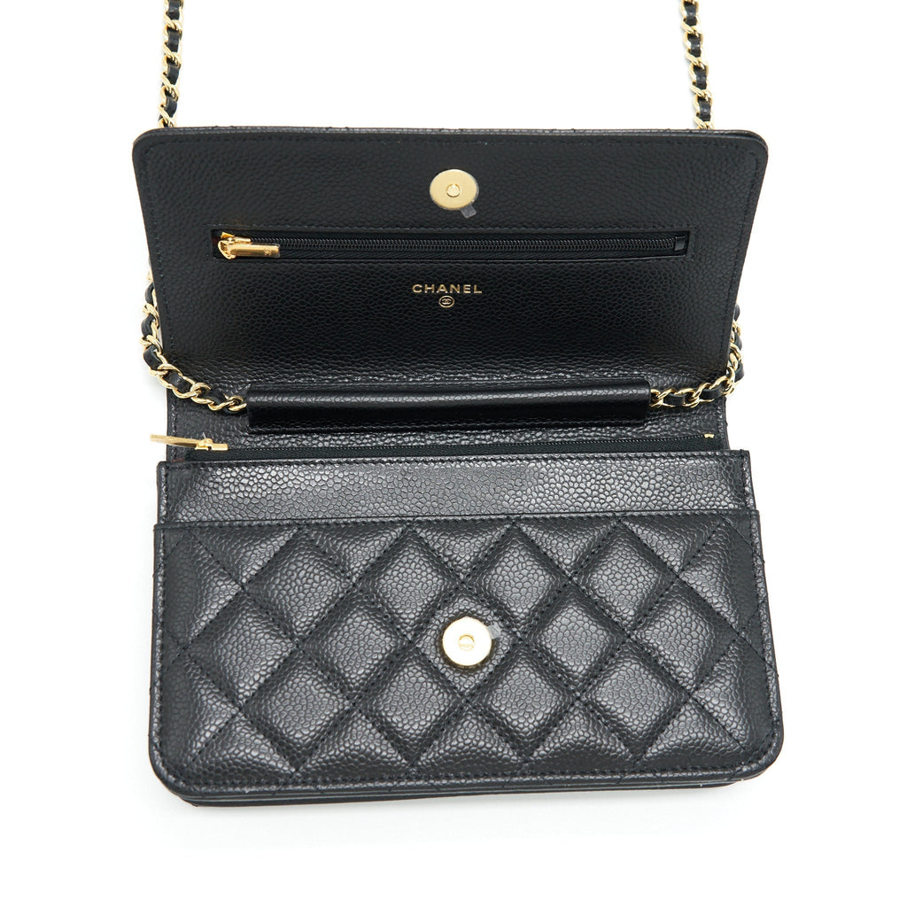 chanel-classic-wallet-on-chain-caviar-black-lghw-microchip