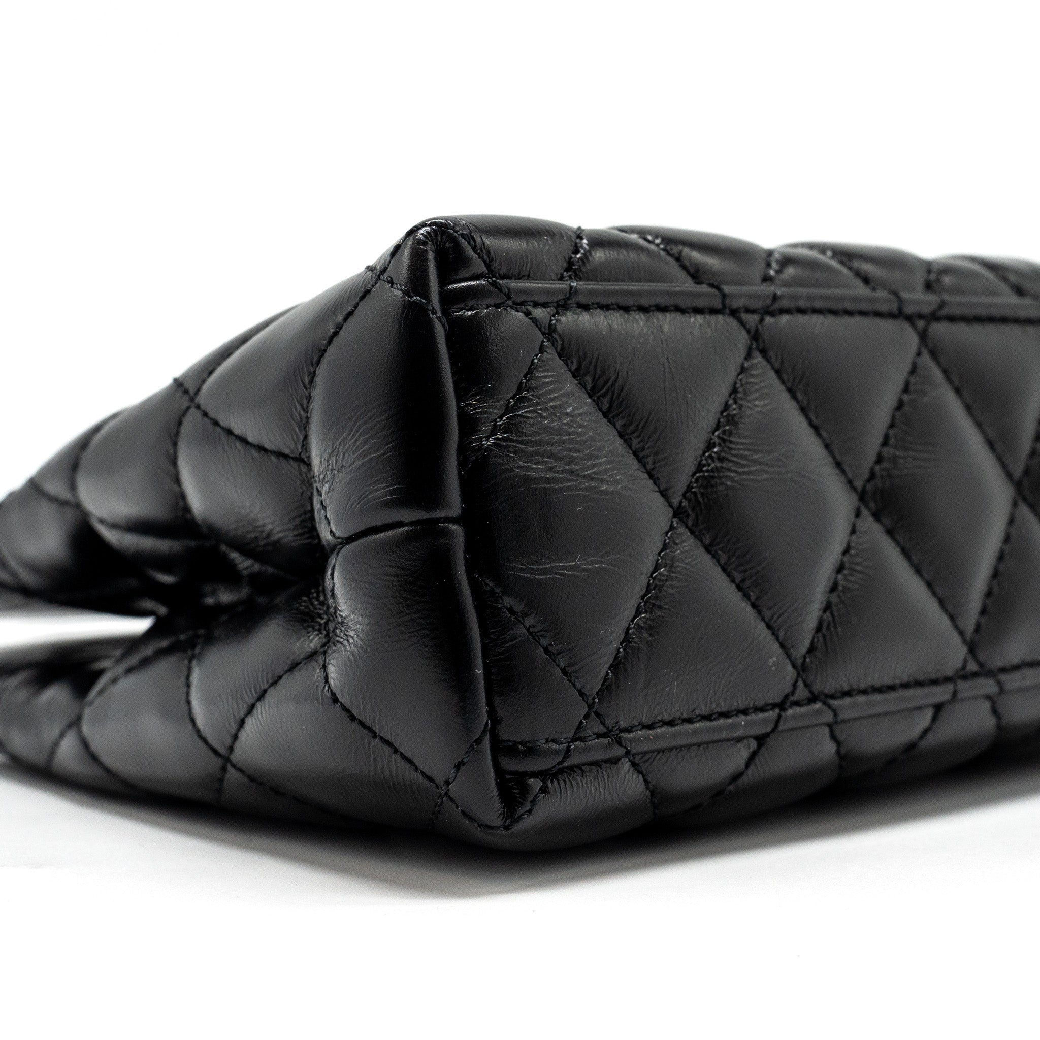 chanel-24a-mini-shopping-tote-mini-kelly-calfskin-black-ghwmicrochip