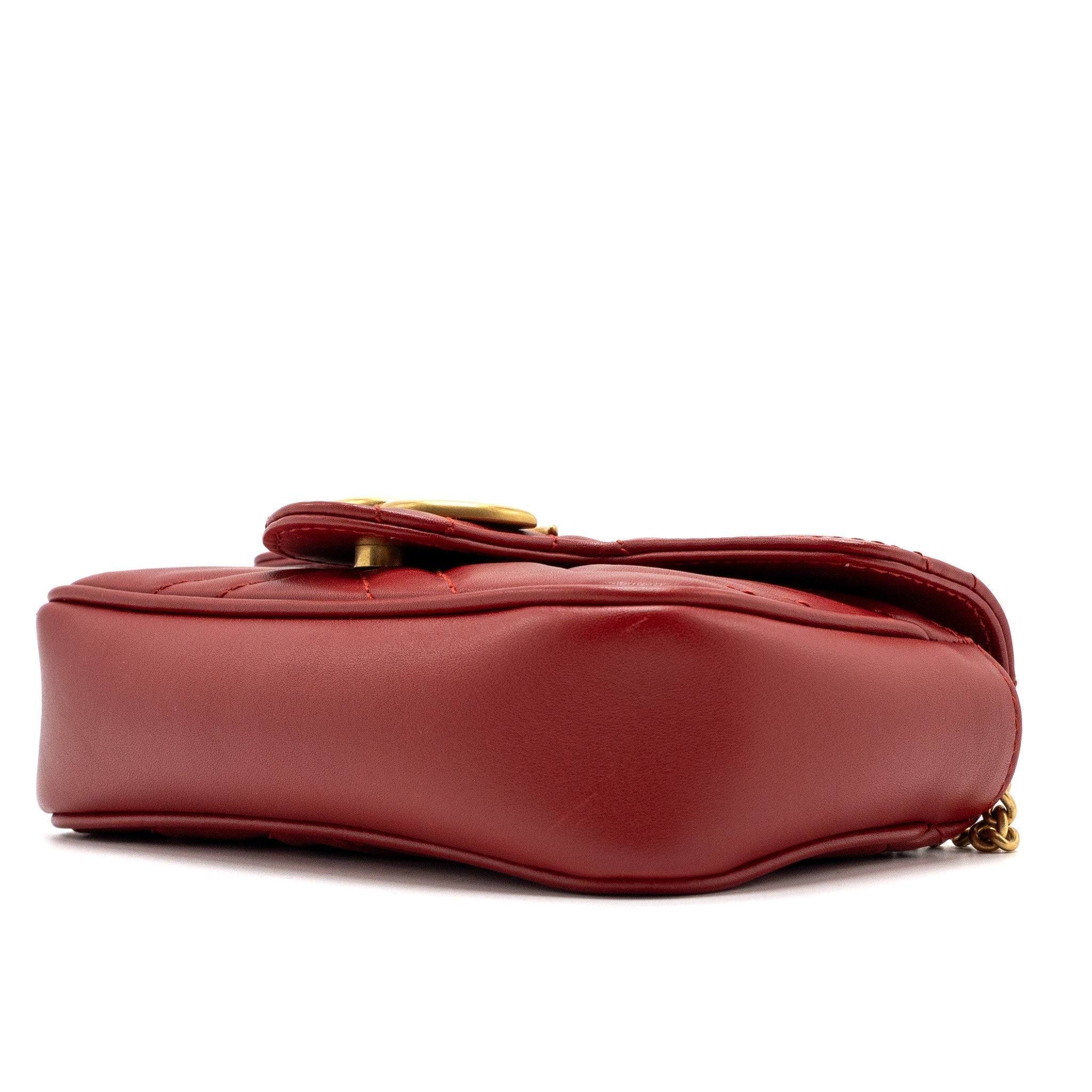 gucci-marmont-super-mini-matelasse-chevron-leather-red-ghw