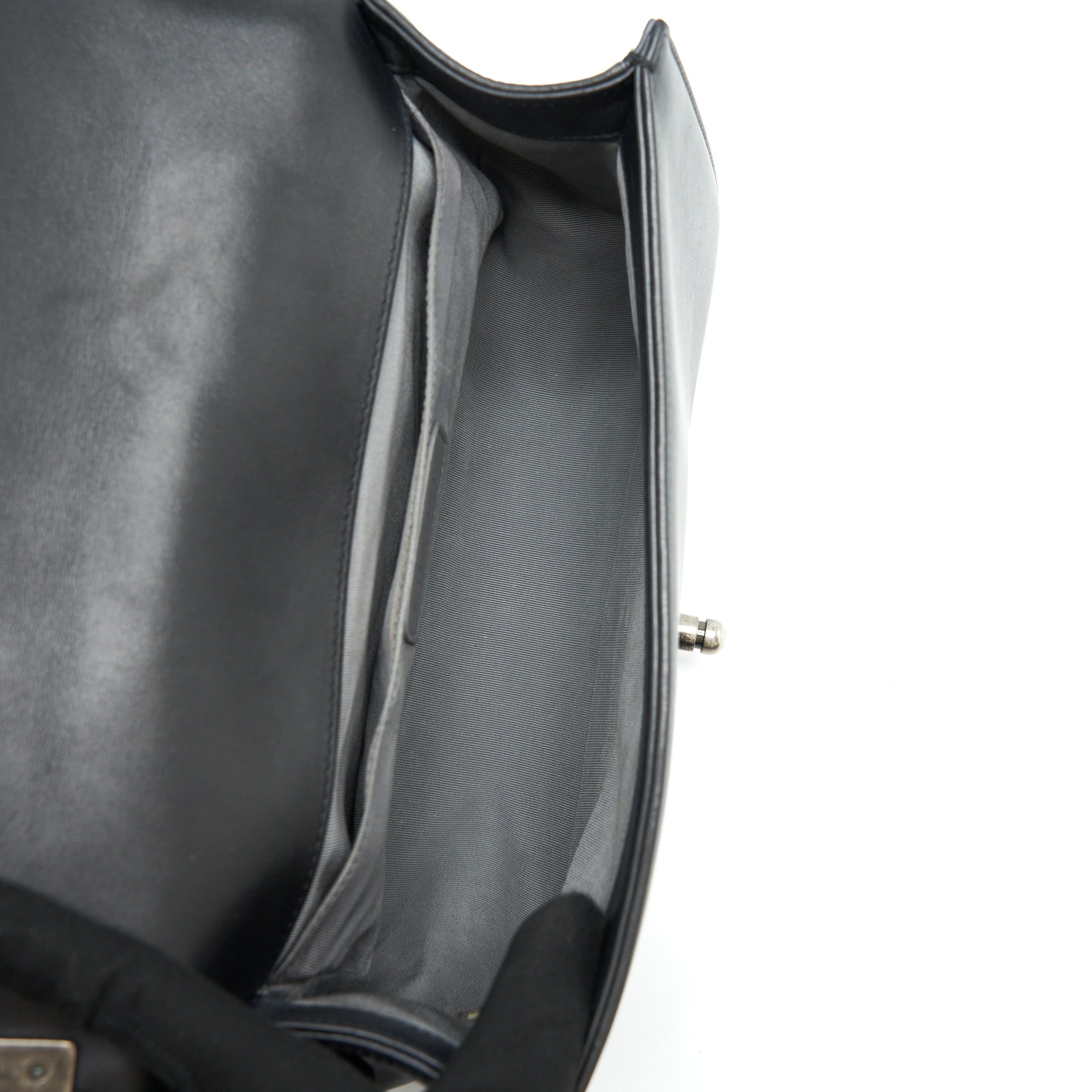 chanel-medium-boy-bag-calfskin-black-ruthenium-black-hardware