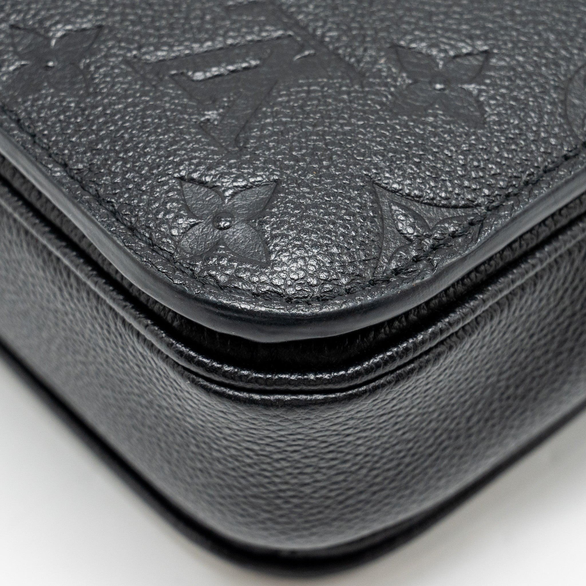 louis-vuitton-pochette-metis-monogram-empreinte-black-ghw-7