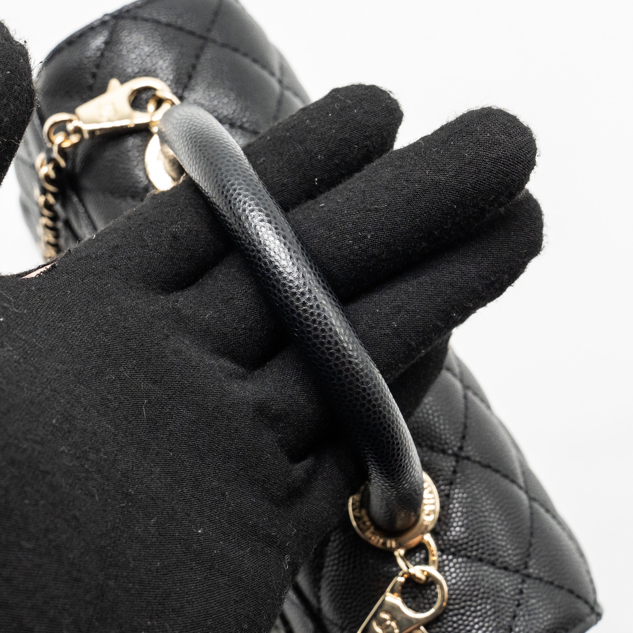 chanel-small-coco-handle-caviar-black-lghw-microchip-17