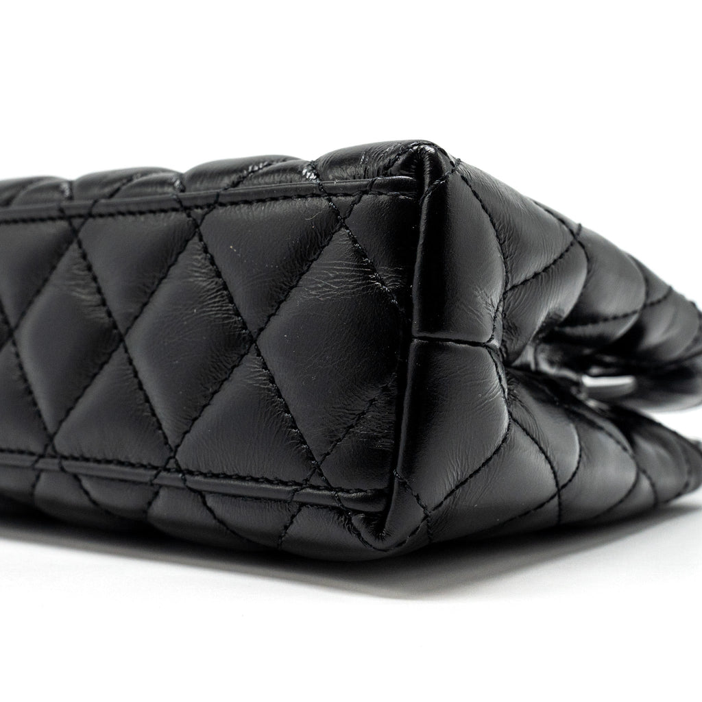 chanel-24a-mini-shopping-tote-mini-kelly-calfskin-black-ghwmicrochip