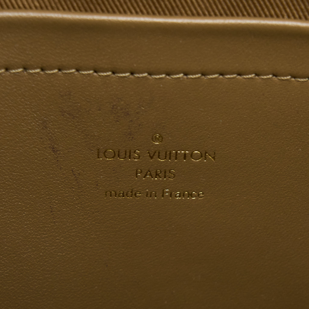 louis-vuitton-utility-crossbody-bag-monogram-canvas-ghw