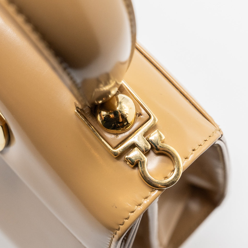 salvatore-ferragamo-iconic-top-handle-calfskin-beige-ghw