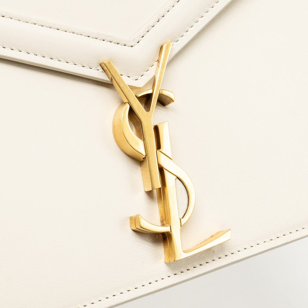 saint-laurent-ysl-cassandra-chain-wallet-calfskin-white-ghw