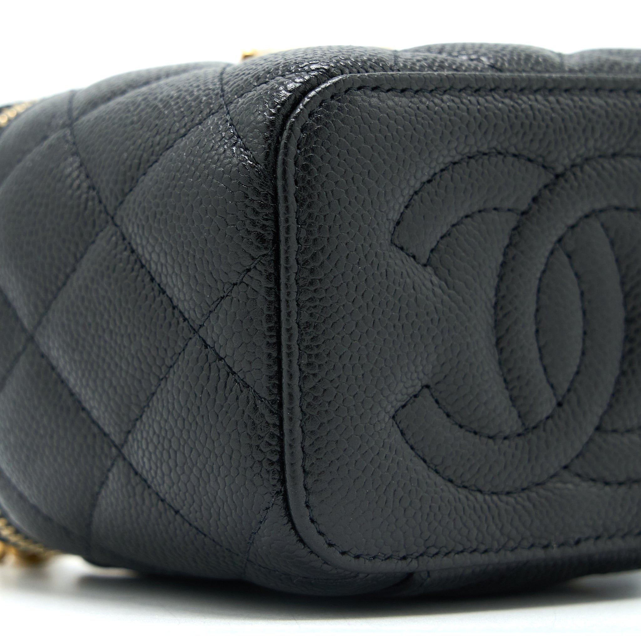 chanel-23p-coco-love-mini-vanity-case-caviar-black-ghw-microchip