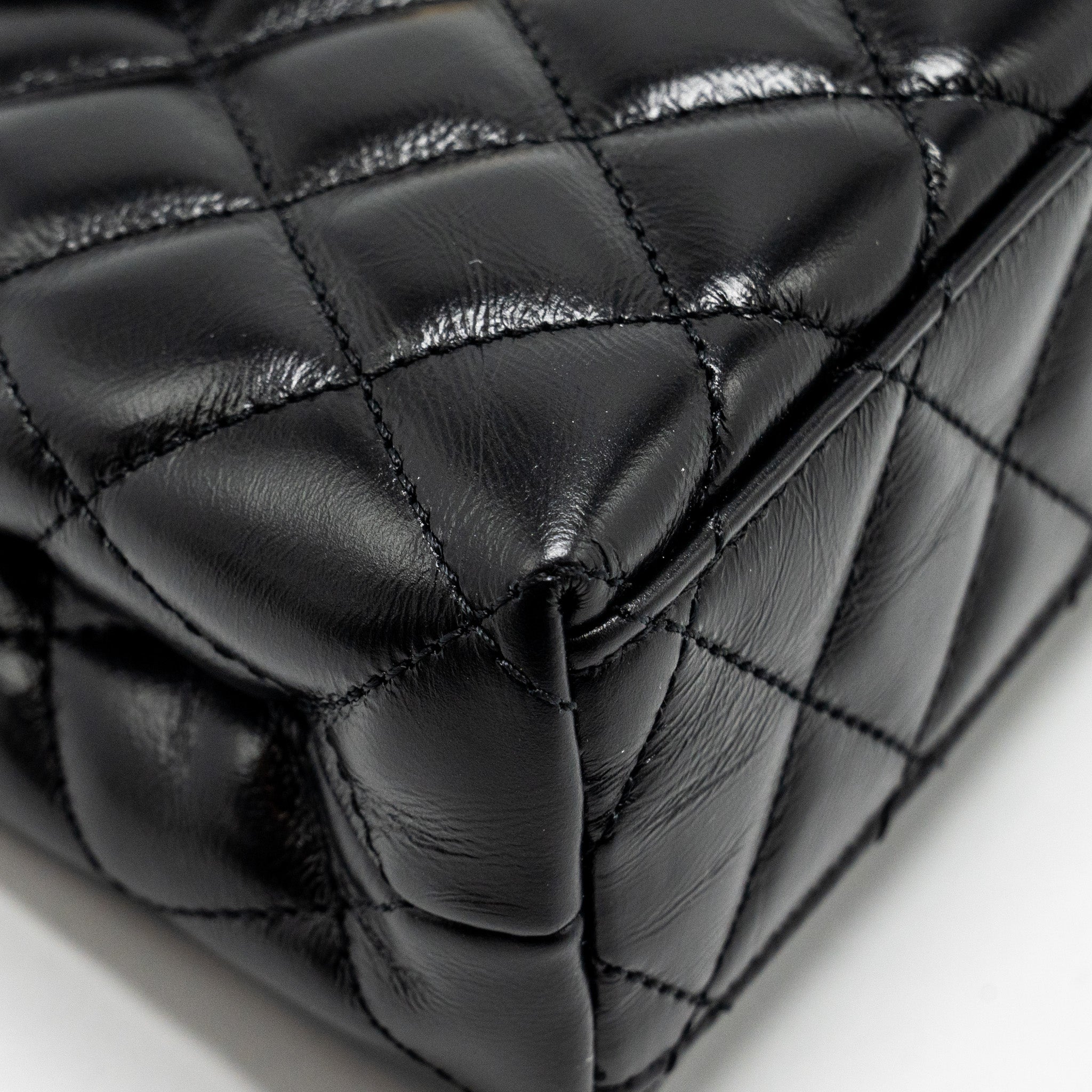 chanel-24a-mini-shopping-tote-mini-kelly-calfskin-black-ghwmicrochip