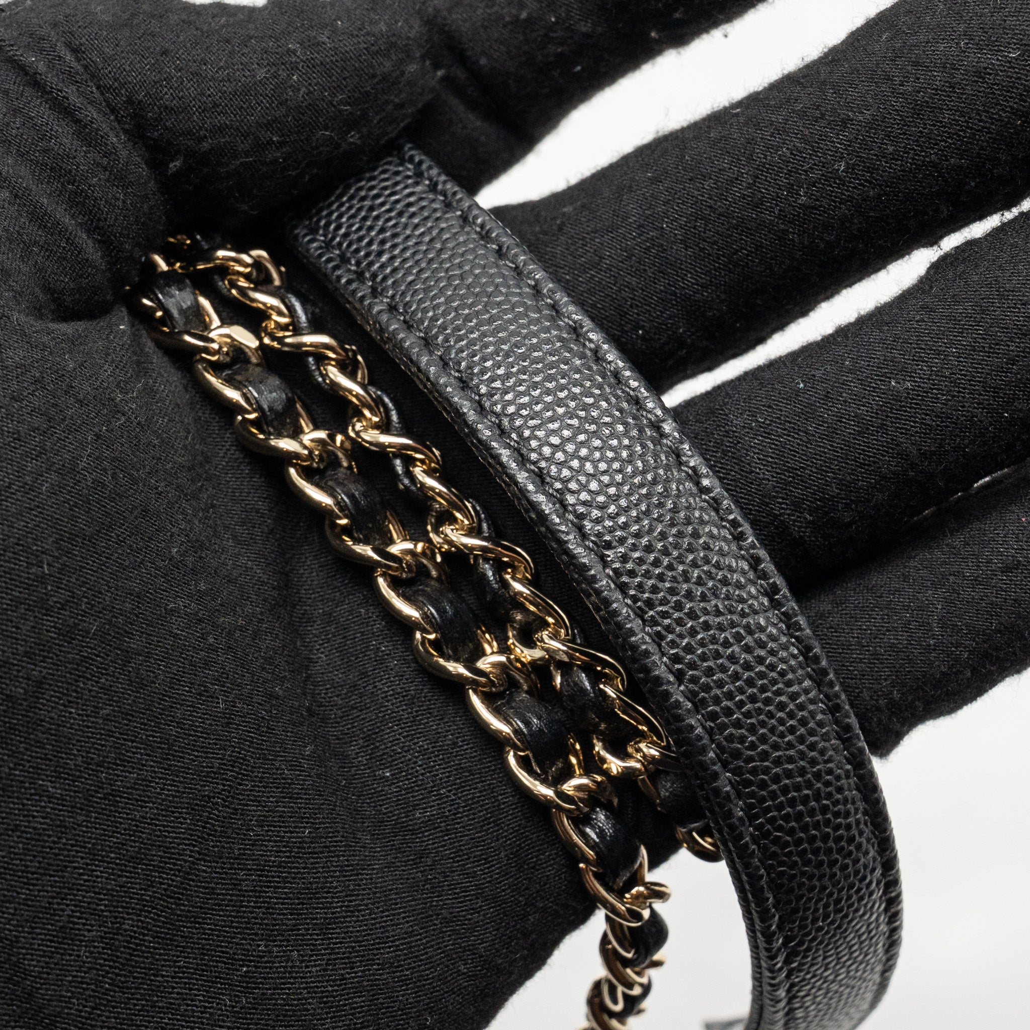chanel-small-coco-handle-caviar-black-lghw-microchip-17