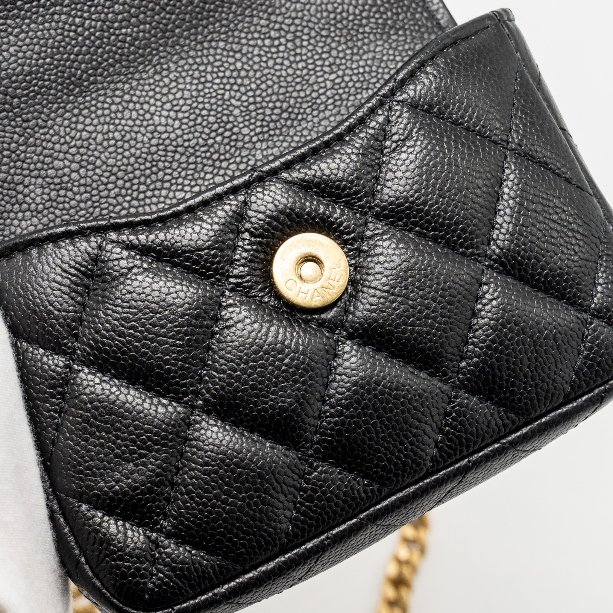 chanel-coco-love-mini-flap-wallet-with-chain-caviar-black-ghwmicrochip