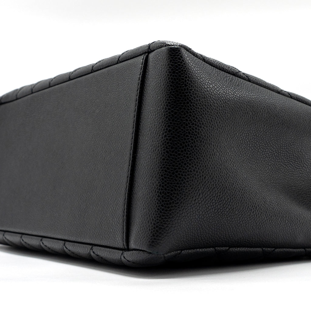 chanel-grand-shopping-tote-bag-caviar-black-shw-2