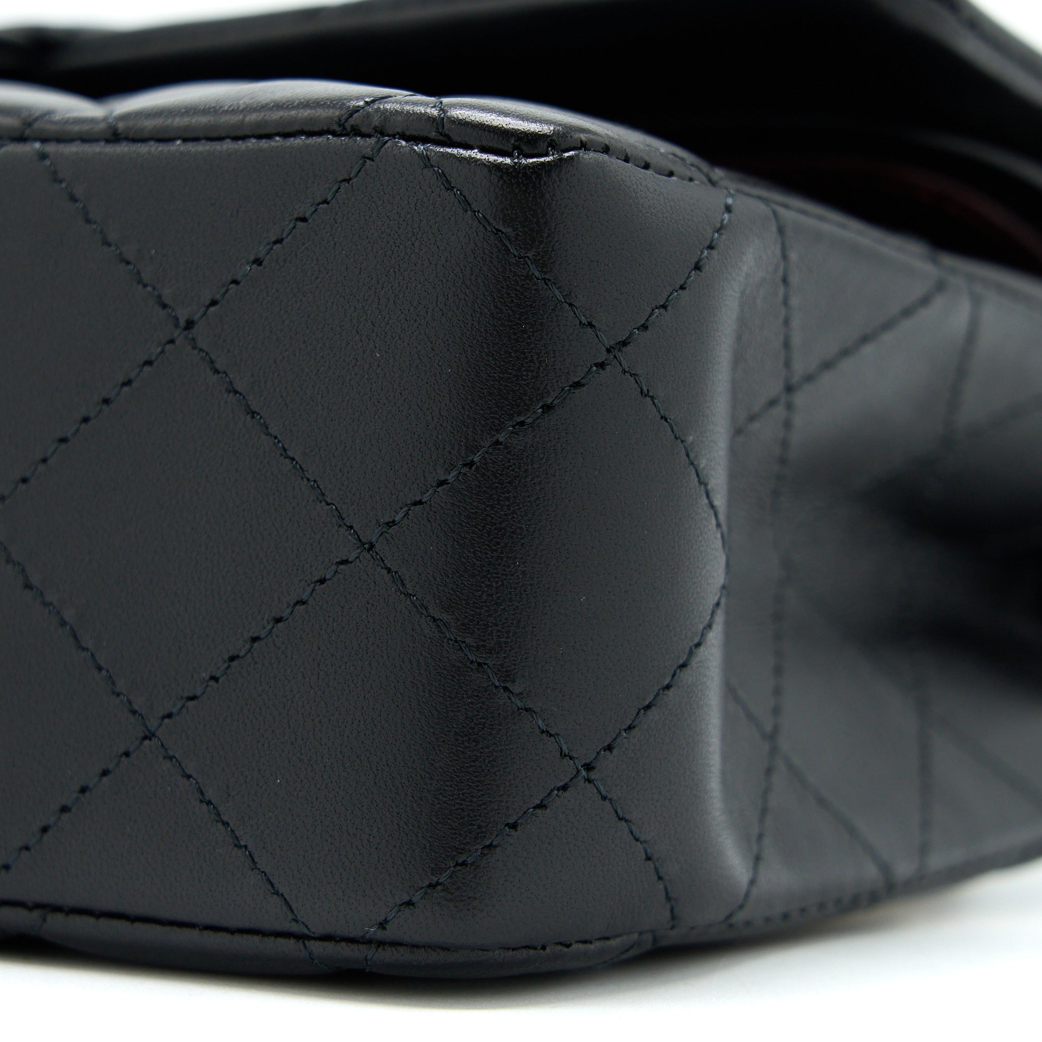 chanel-medium-classic-double-flap-bag-lambskin-black-lghw-microchip