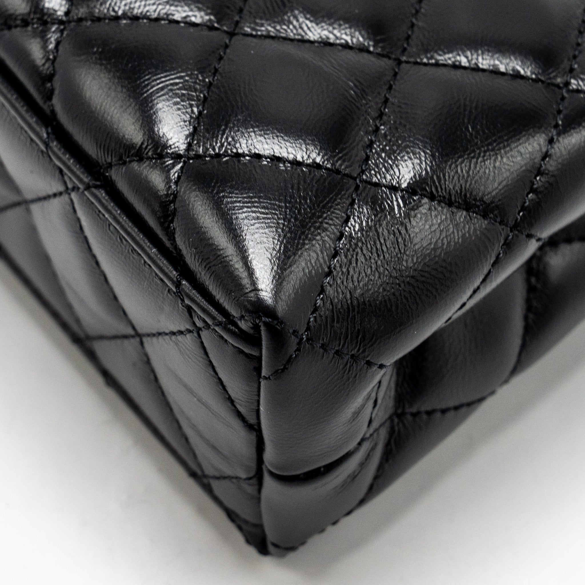 chanel-24a-mini-shopping-tote-mini-kelly-calfskin-black-ghwmicrochip