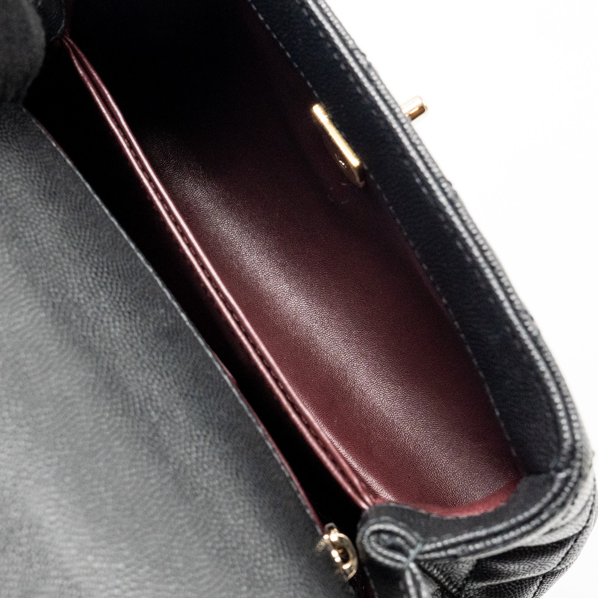 chanel-small-coco-handle-caviar-black-lghw-microchip-17