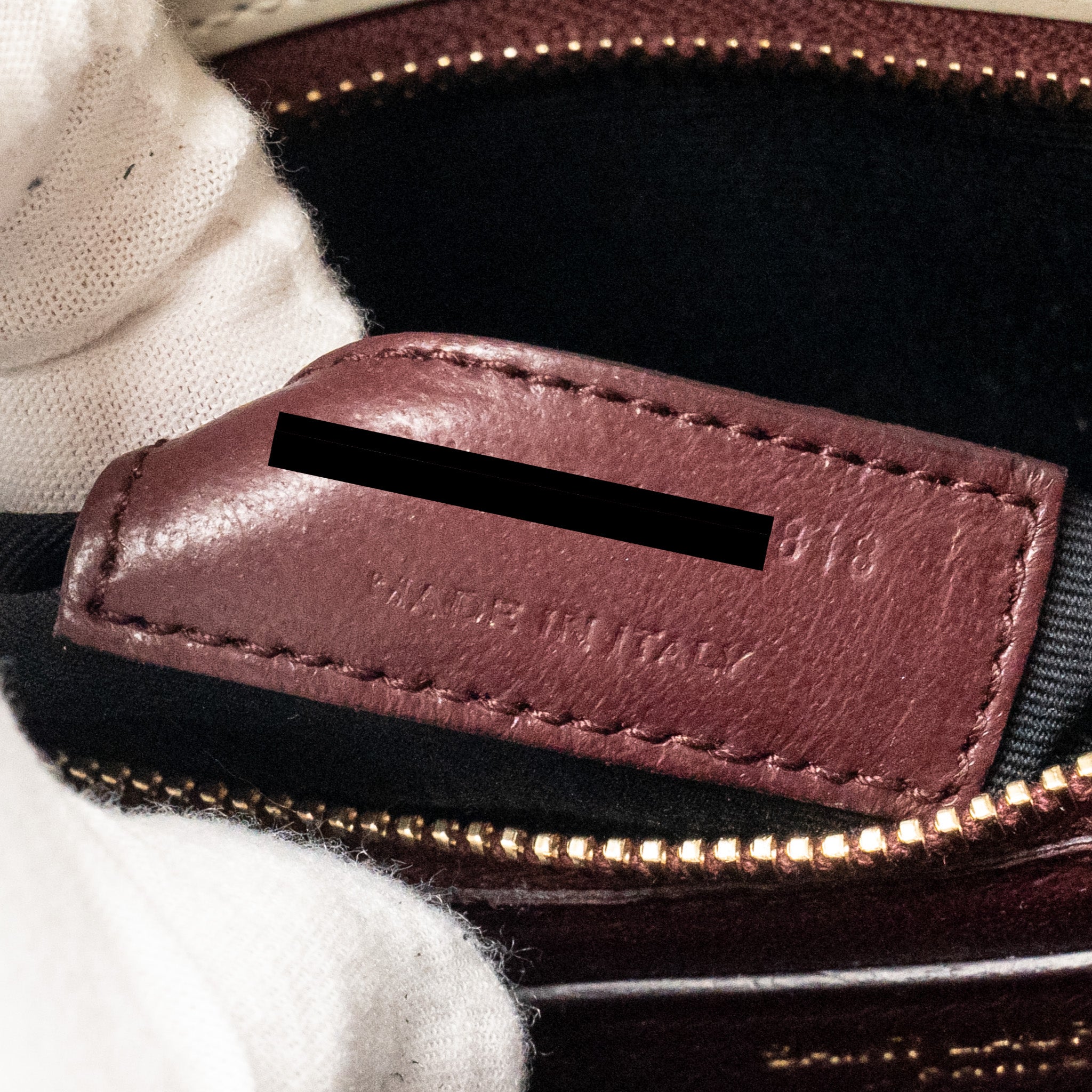 saint-laurent-ysl-cassandra-chain-wallet-calfskin-white-ghw