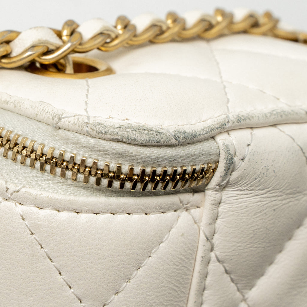 chanel-pearl-crush-mini-vanity-lambskin-white-brushed-ghw