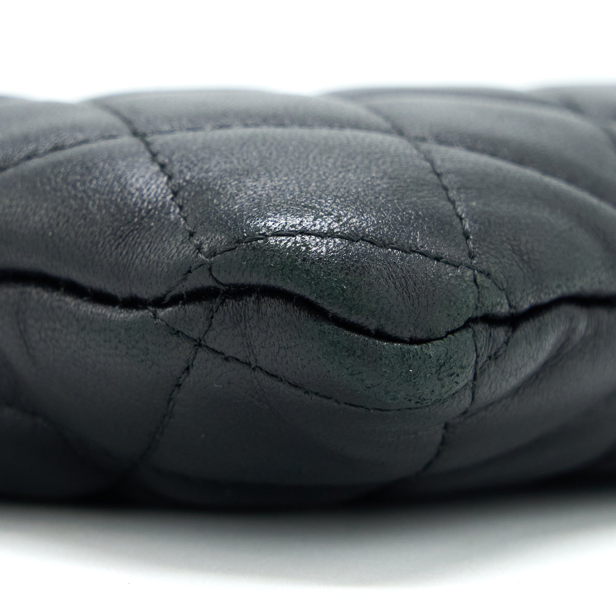 chanel-boy-clutch-lambskin-black-shw