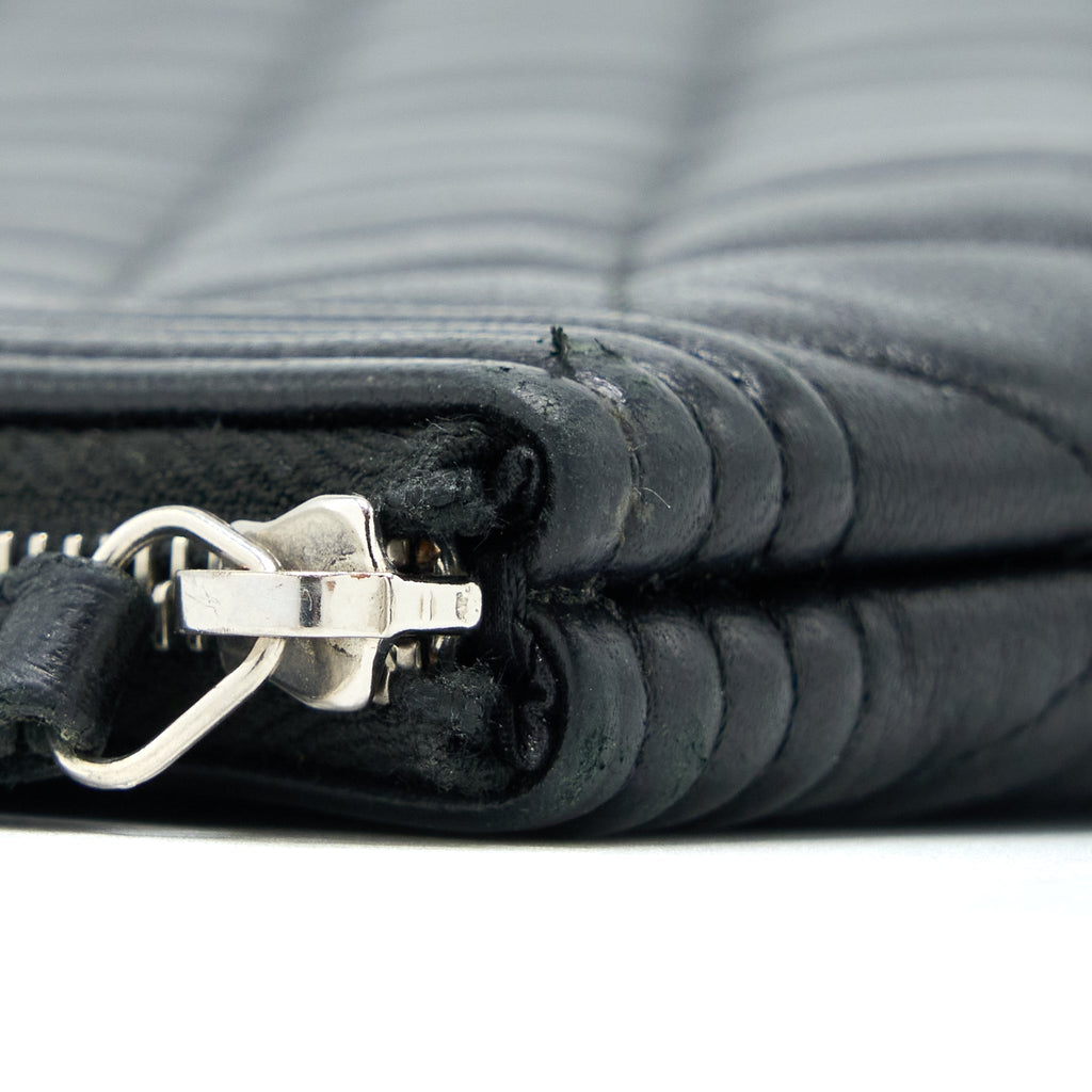 chanel-boy-clutch-lambskin-black-shw