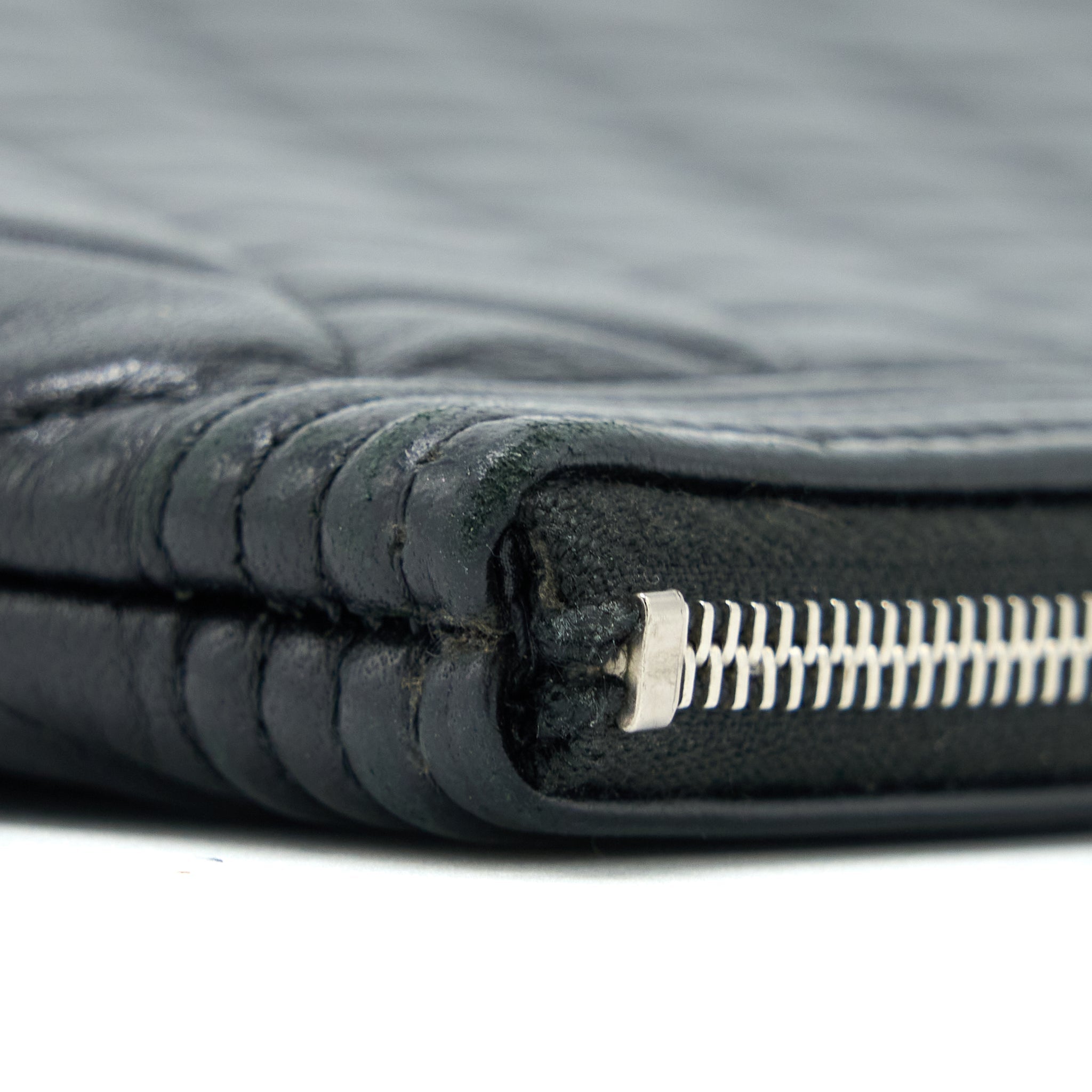 chanel-boy-clutch-lambskin-black-shw