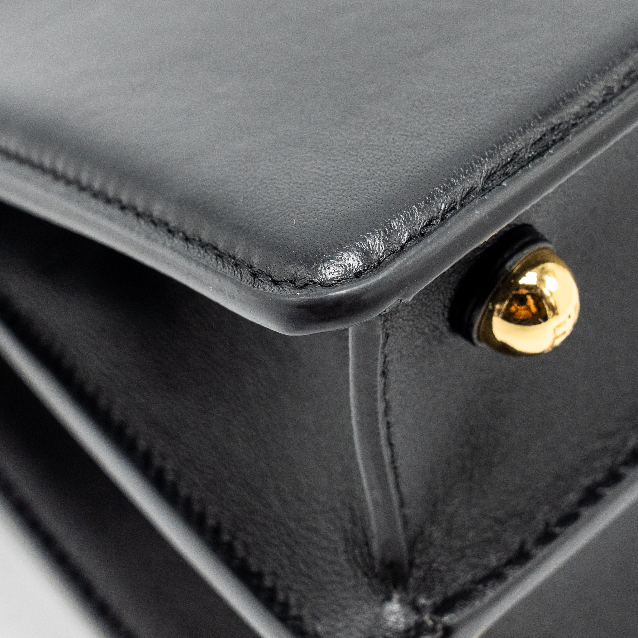 fendi-peekaboo-iseeu-petit-lambskin-black-ghw