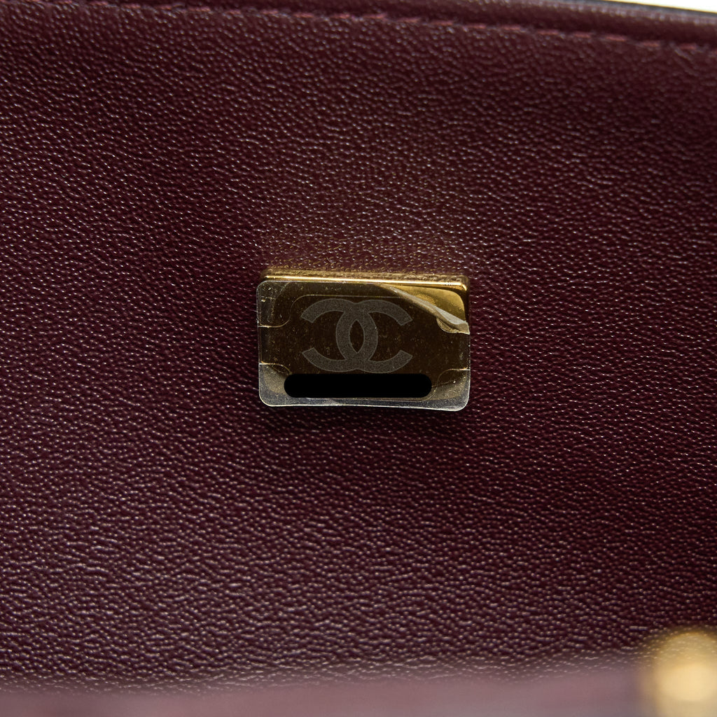 chanel-medium-classic-double-flap-bag-lambskin-black-lghw-microchip