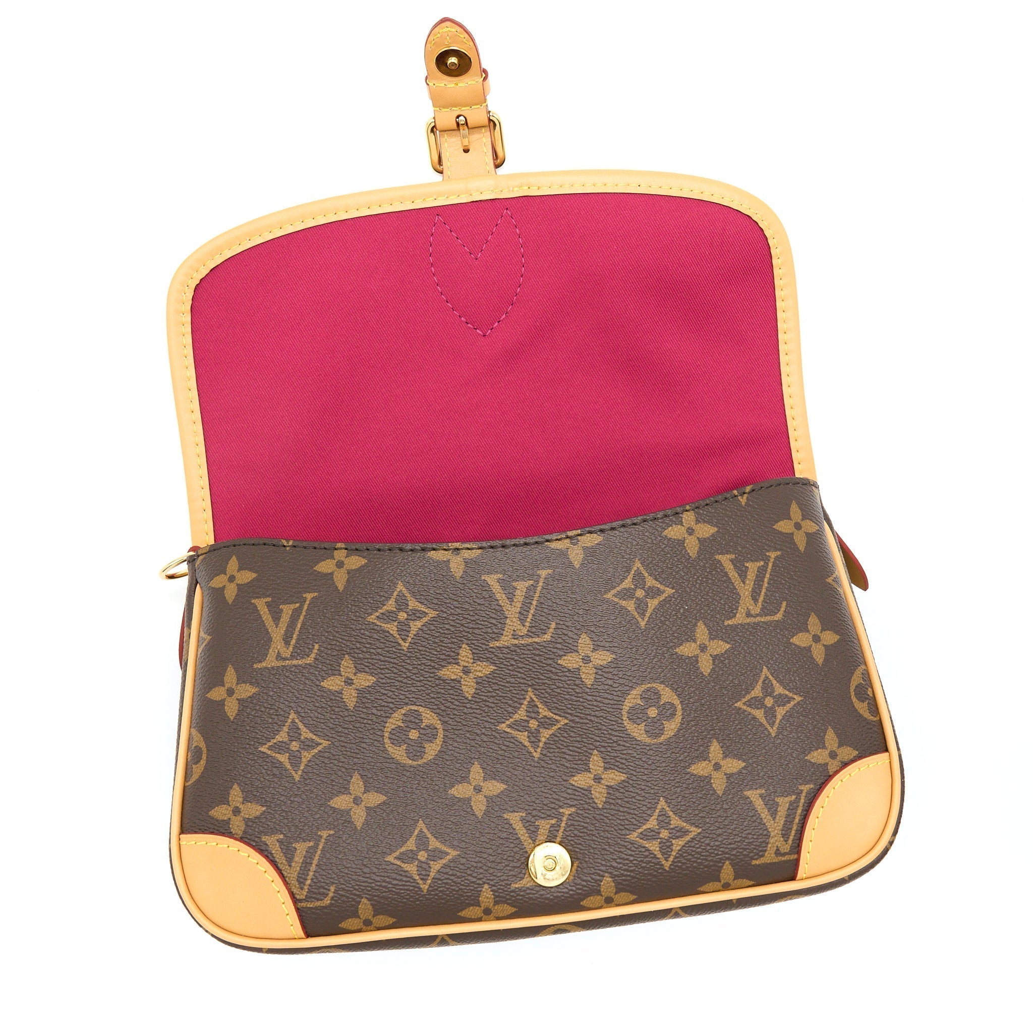 louis-vuitton-diane-monogram-canvas-fuchsia-ghw