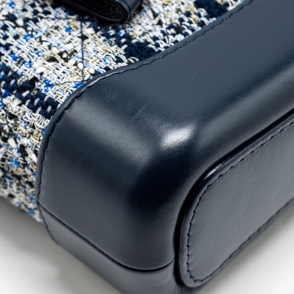 chanel-small-gabrielle-hobo-bag-tweed-navy-multicolour-with-multicolour-hardware