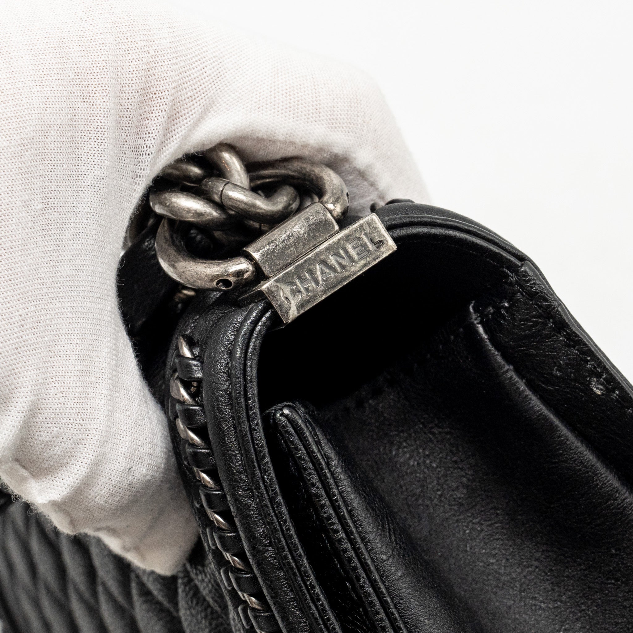 chanel-top-handle-boy-bag-limited-edition-grained-calfskin-black-ruthenium-silver-hardware-copy