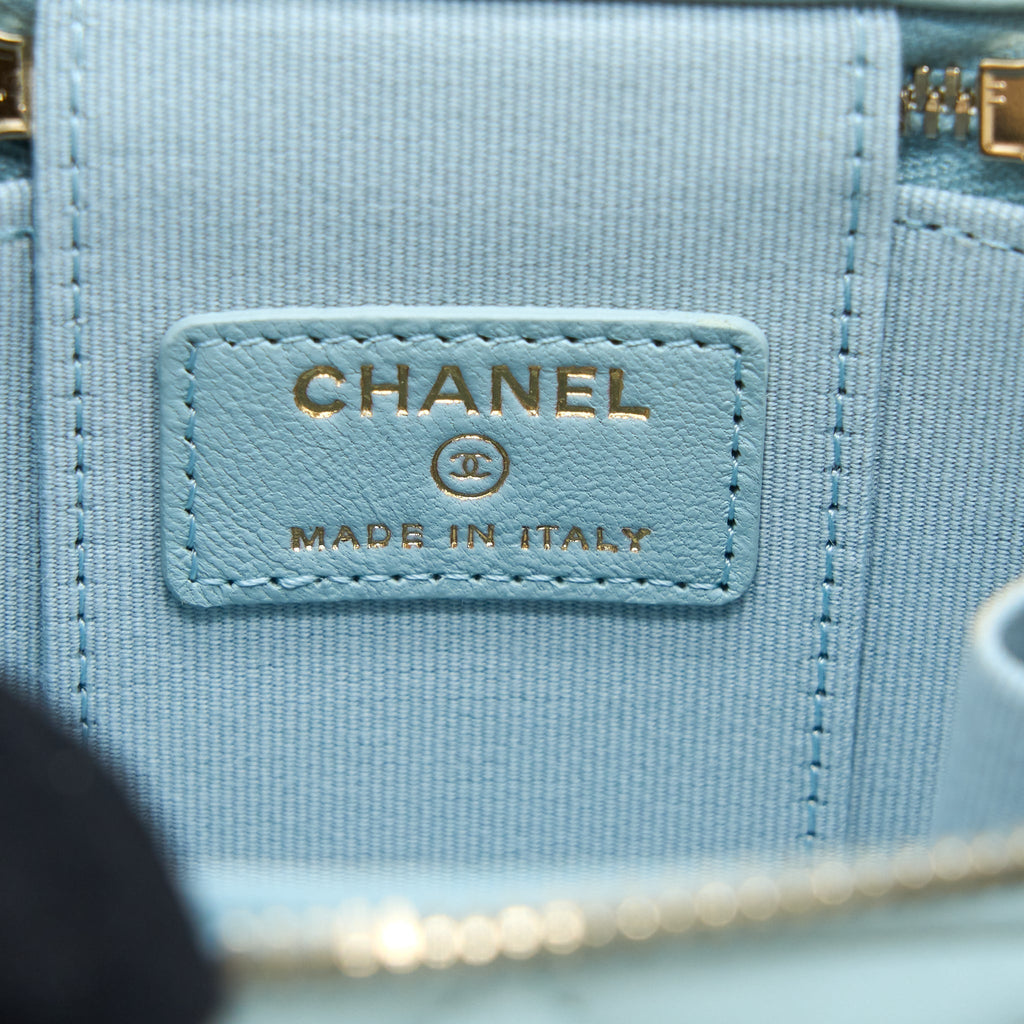 chanel-22p-top-handle-mini-vanity-with-chain-lambskin-light-blue-lghw