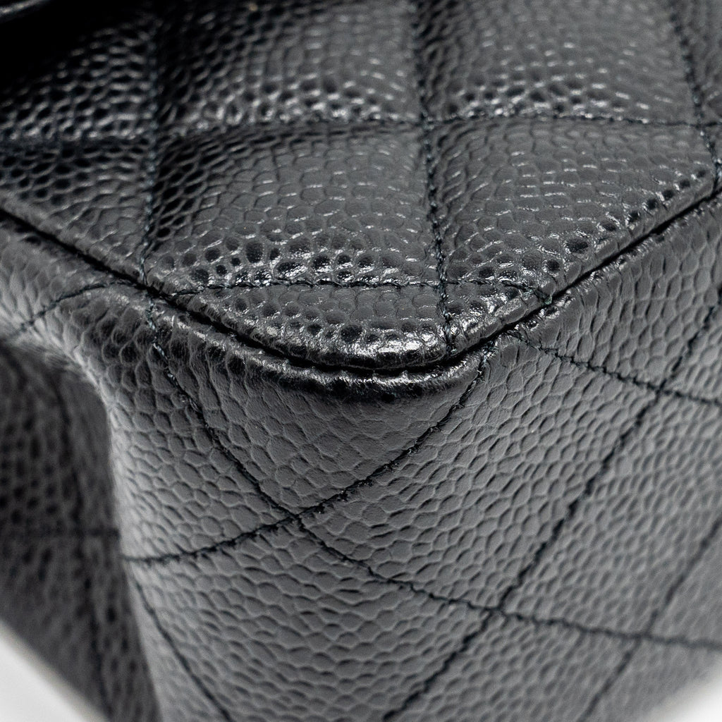 chanel-medium-classic-double-flap-bag-caviar-black-ghw-20